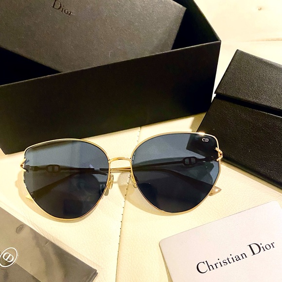 Dior Accessories - Last Pair☀️ Dior ☀️OVERSIZED Butterfly Blue Lens Sunglasses